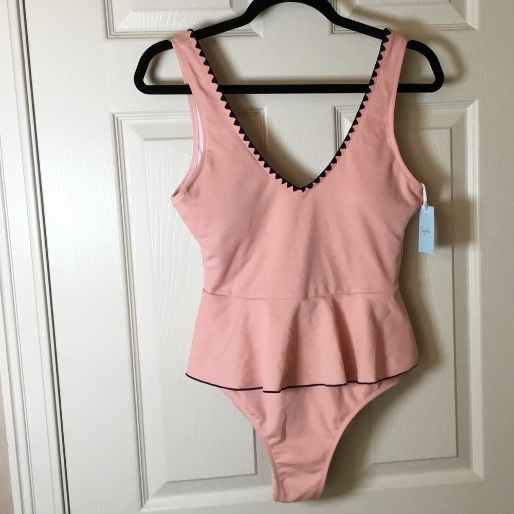 Cupshe NWT Pink V-Neck Peplum One Piece Swimsuit - M